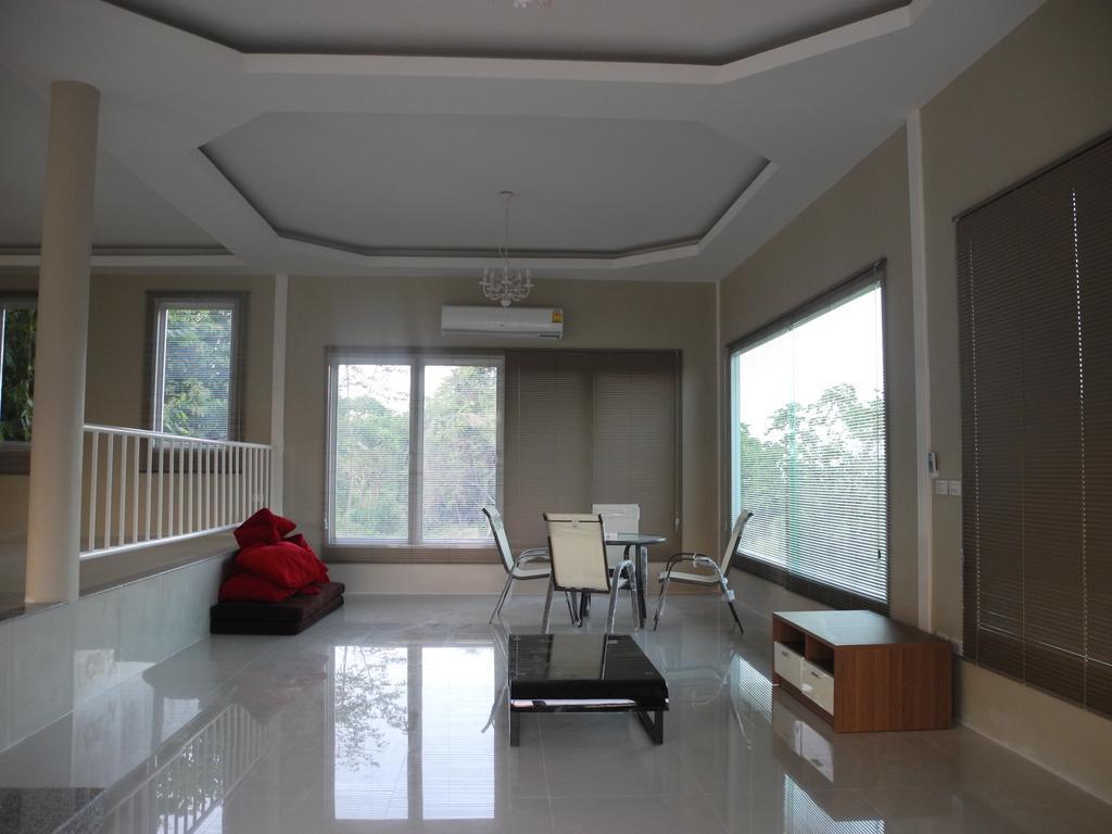 Wind Hills Hotel Nakhon Ratchasima Bilik gambar
